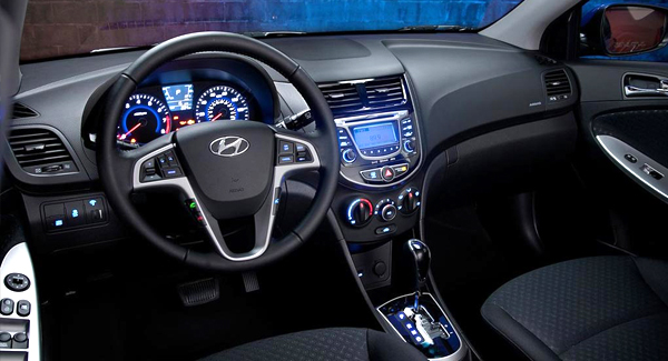 Car Rental Dubai Inside 3